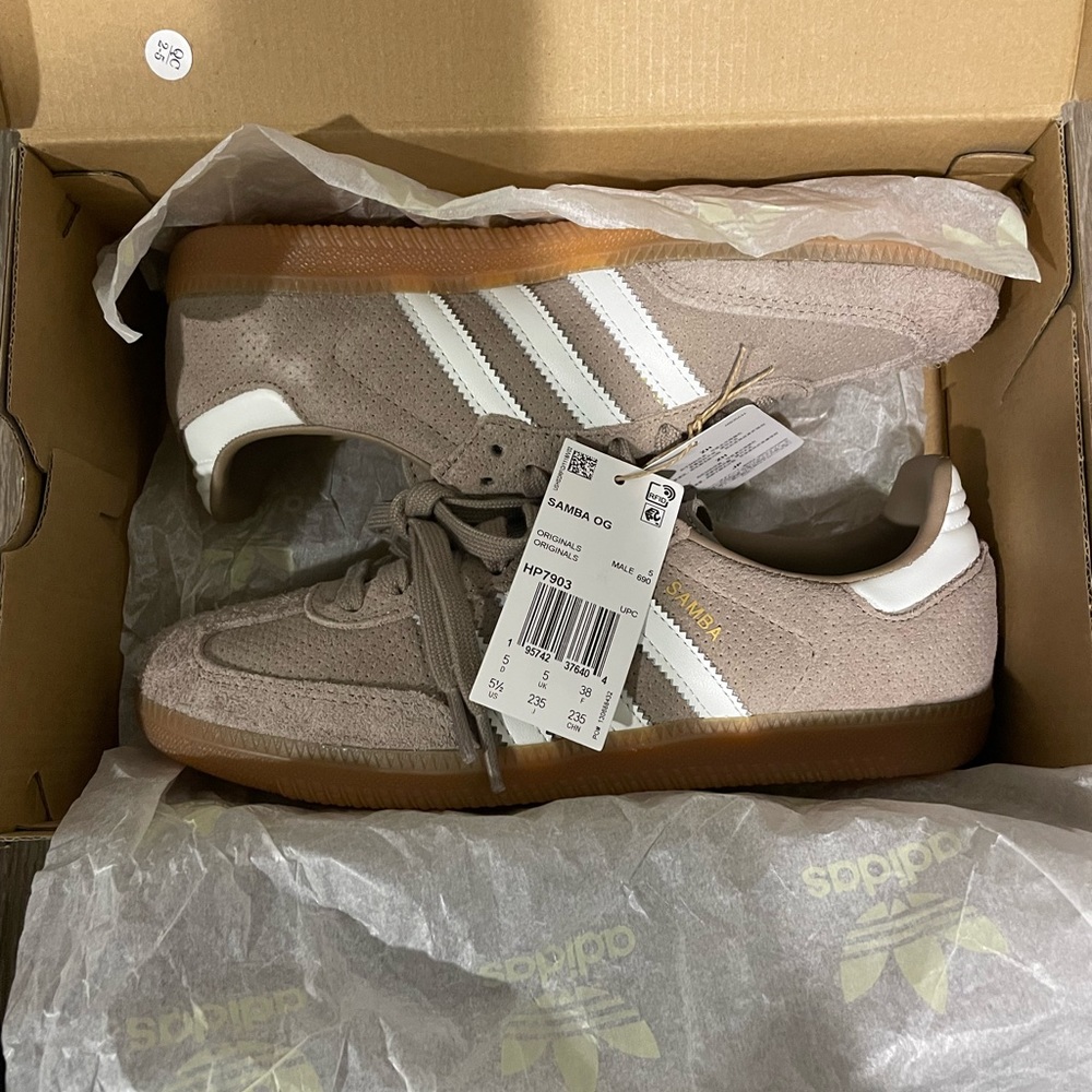 Chalky Brown Adidas Samba OG